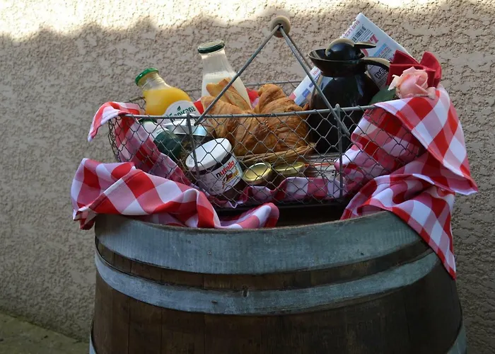 Le Paddock Des Caloges * Le Tilleul